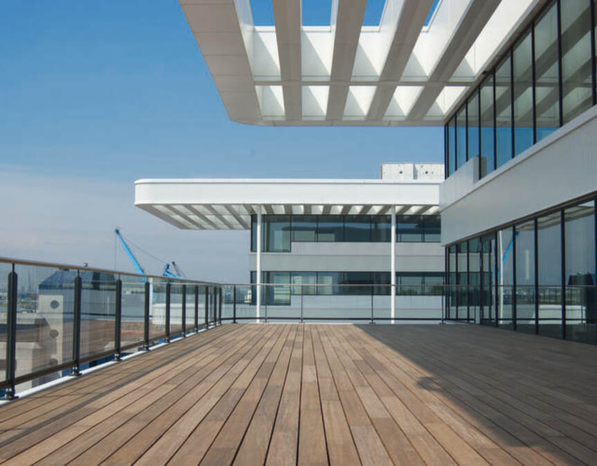 Jumbo Maritime’s Head Office Disain: MVSA Architects  Fotod: Lior Teitler Asukoht:  Schiedam, The Netherlands Kasutatud materjalid: Bamboo x-treme terrassilaudis